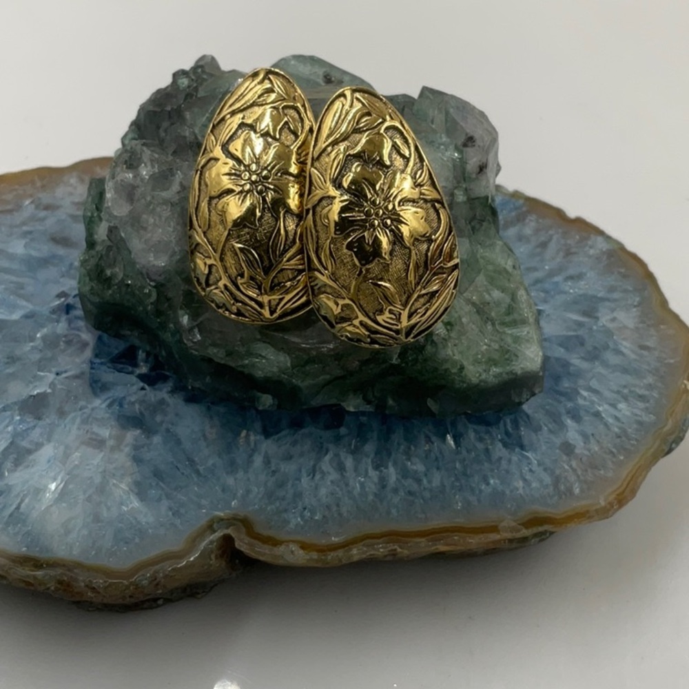 Vintage Gold Floral Post Earrings Featuring Morning Glory Flowers & Vines
